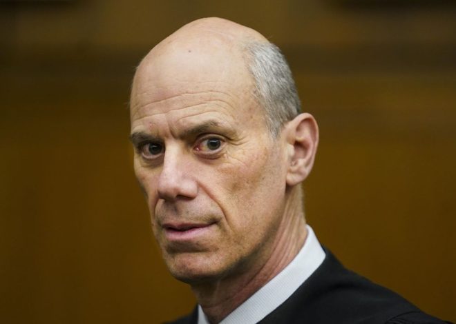 Court pauses Judge Boasberg’s criminal contempt pursuit of Trump officials