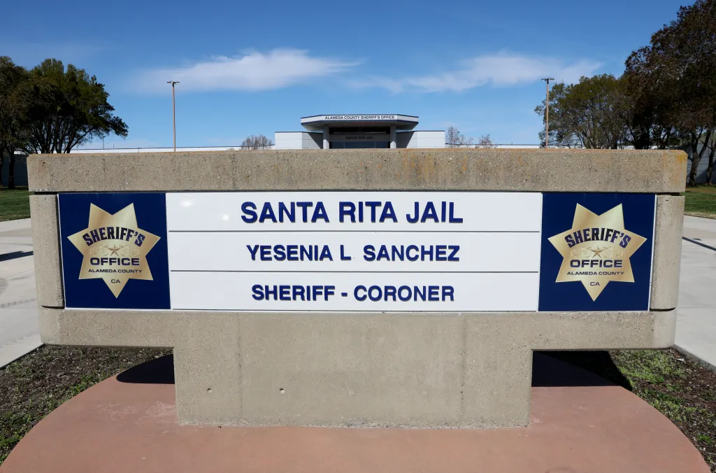 Prosecutors dismiss Santa Rita Jail shank case six days after filing it