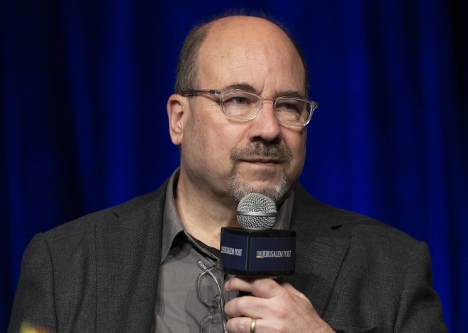 Craigslist Founder Craig Newmark Signs the Giving Pledge: Interview