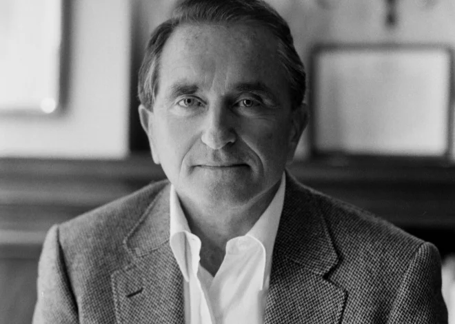 Arthur Carter, Founder of NY Observer, Remembered by Critic Rex Reed