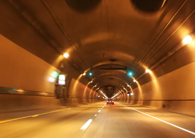 Caltrans closes two Caldecott Tunnel bores due to emergency