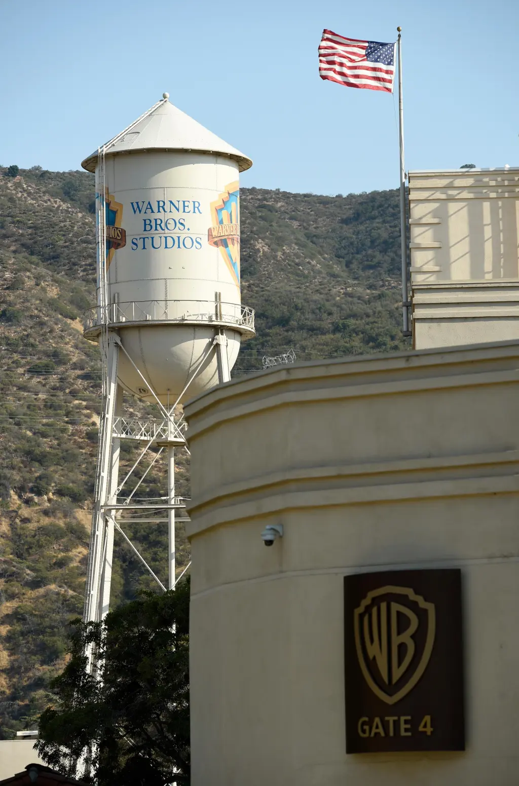 What might change for streamers under the proposed $72B Netflix-Warner Brothers Discovery deal – The Mercury News