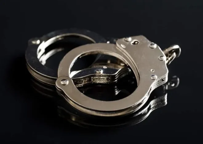 Oakland woman arrested for allegedly whipping child with extension cord