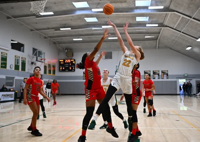 Pinewood finishes strong, shuts down Salesian’s rally to remain unbeaten