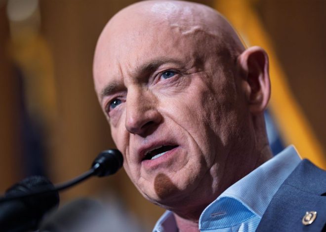 Pete Hegseth censures Sen. Mark Kelly after warning about following illegal orders